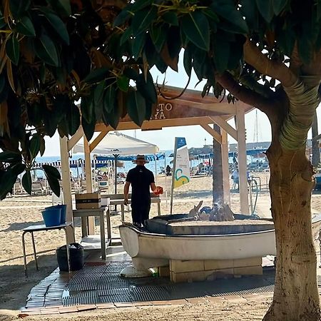 Luxury Beachfront Apartment With Pool, Sauna, Fitness And Gym In Province Malaga, Andalusia Михас Экстерьер фото